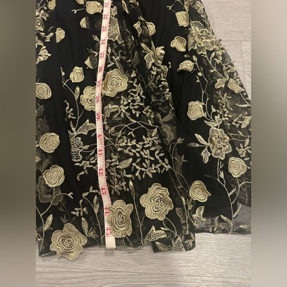 Alice + Olivia Aalihah Gown Gold Embroidered 3d Motifs Size XS - Picture 12 of 12